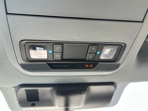 Used 2025 Ford F250 XL AWD/4WD image 30