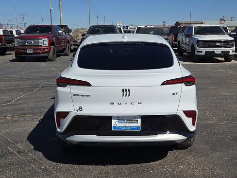 Used 2024 Buick Envista Sport Touring w/ Convenience I Package image 4