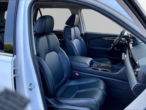 Used 2024 Honda Pilot Touring image 23