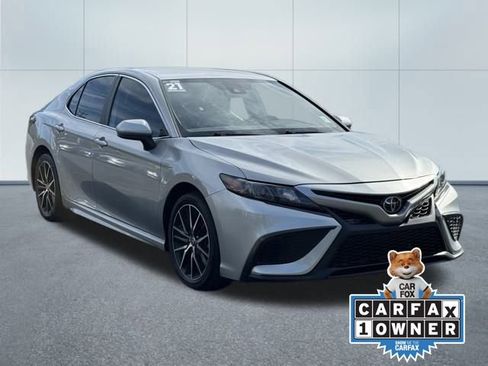 Used 2021 Toyota Camry SE image 44