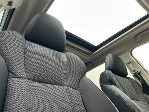 Used 2023 Subaru Forester Premium image 16