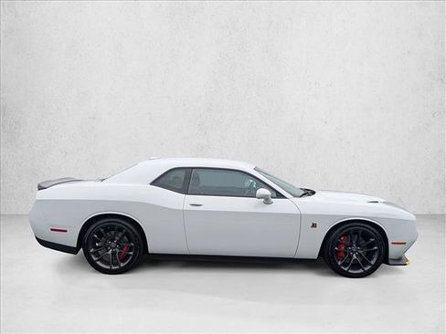 Used 2021 Dodge Challenger R/T Scat Pack RWD image 4