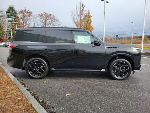New 2026 INFINITI QX80 4WD image 8