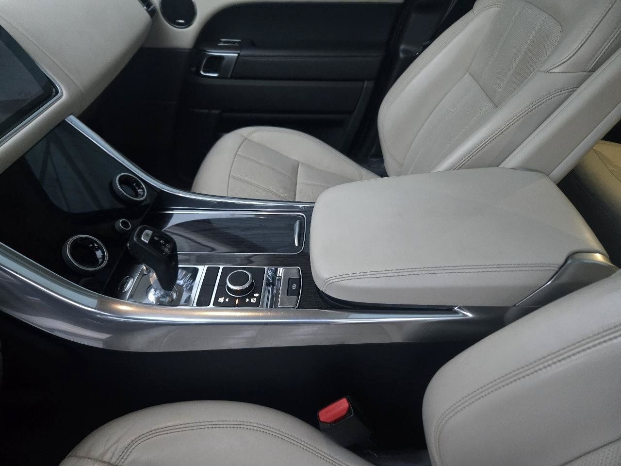 Used 2019 Land Rover Range Rover Sport HSE AWD/4WD image 15