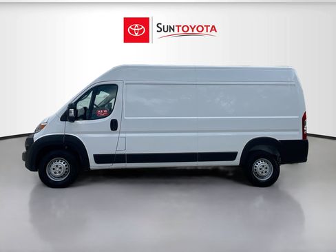 Used 2025 RAM ProMaster 2500 w/ Convenience Group image 7