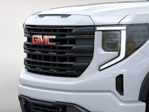 New 2026 GMC Sierra 1500 Elevation image 13