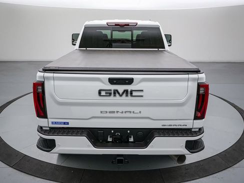 Used 2025 GMC Sierra 2500 Denali Ultimate AWD/4WD image 6