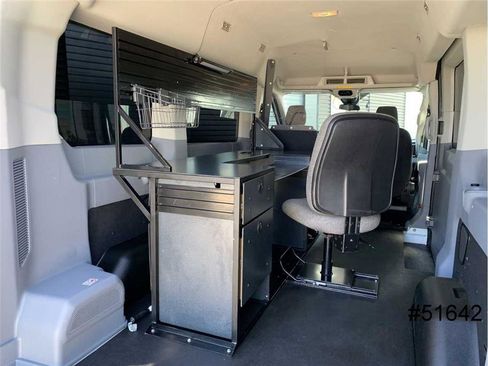 Used 2018 Ford Transit 150 XLT image 11