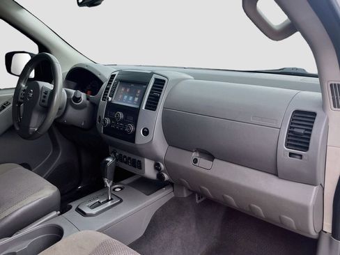 Used 2021 Nissan Frontier SV w/ Midnight Edition Floor Mats AWD/4WD image 27