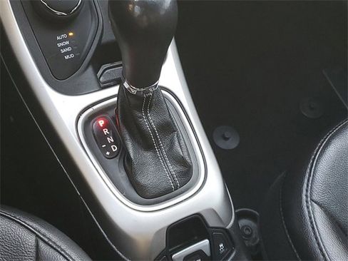 Used 2021 Jeep Compass 80th Special Edition image 30