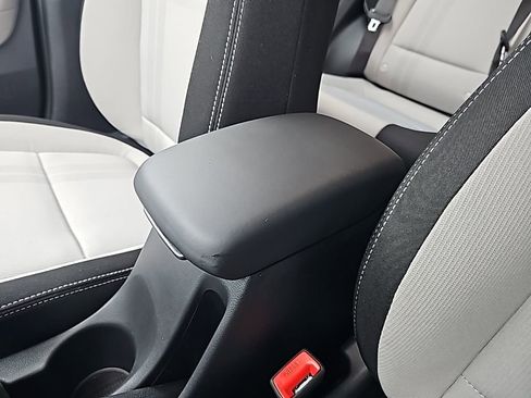 New 2026 Hyundai Venue SEL FWD image 25