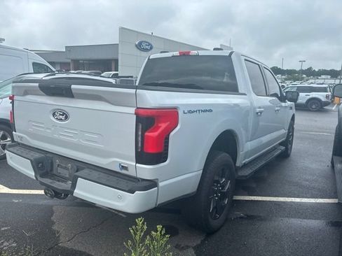 Used 2025 Ford F150 Lightning Flash AWD/4WD image 3