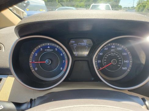 Used 2013 Hyundai Elantra GLS FWD image 16