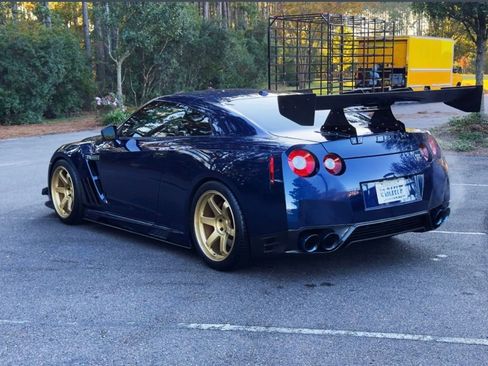 Used 2014 Nissan GT-R Premium image 6