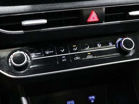 Used 2021 Hyundai Sonata SE FWD image 28
