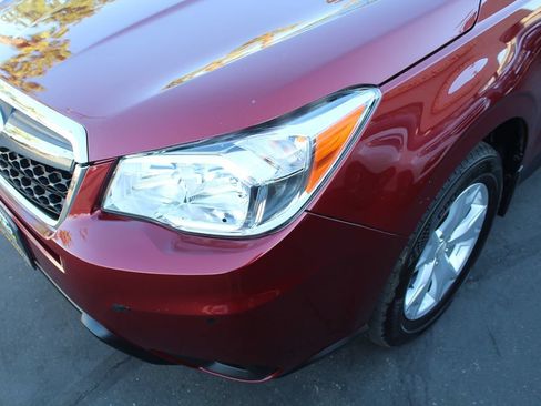 Used 2015 Subaru Forester 2.5i Premium AWD/4WD image 10