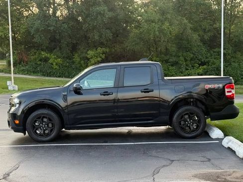 Used 2025 Ford Maverick XLT w/ XLT Luxury Package AWD/4WD image 4