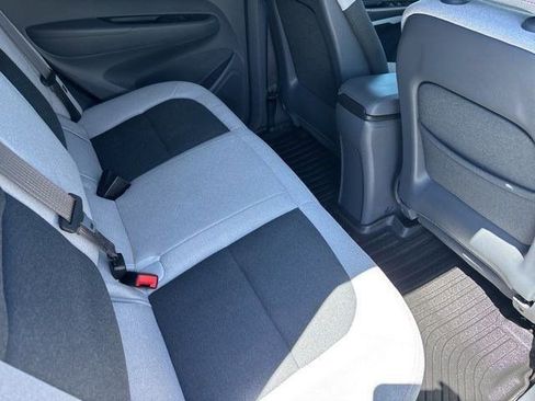 Used 2017 Chevrolet Bolt LT image 35
