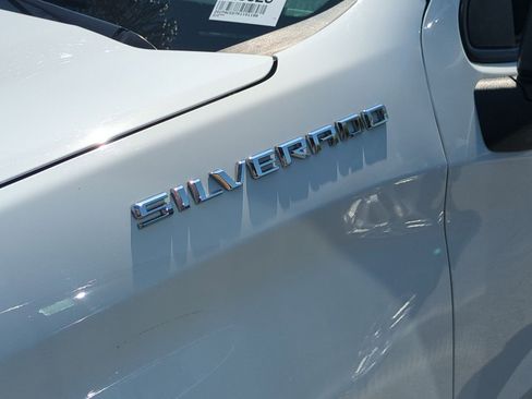 Used 2024 Chevrolet Silverado 1500 LT RWD image 31