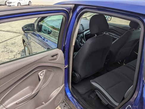 Used 2014 Ford Escape S FWD image 11