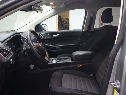 Used 2024 Ford Edge SE w/ Black Appearance Package AWD/4WD image 16