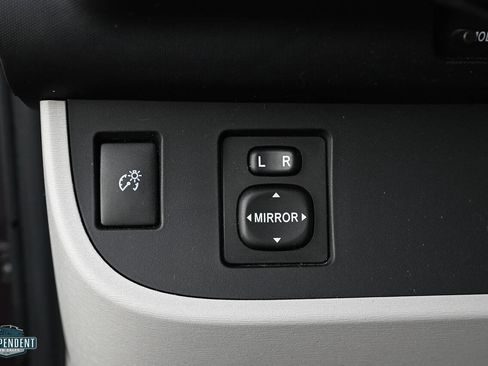 Used 2012 Scion iQ Base 2dr Hatchback image 19