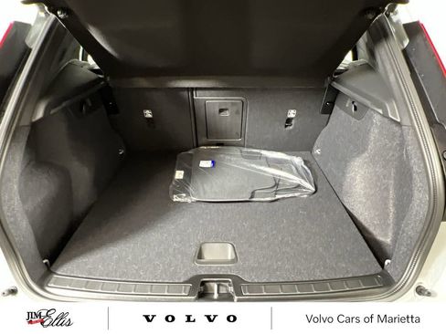 New 2026 Volvo XC40 B4 Core image 18