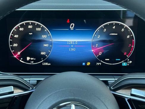 Certified 2026 Mercedes-Benz GLE 350 4MATIC image 32