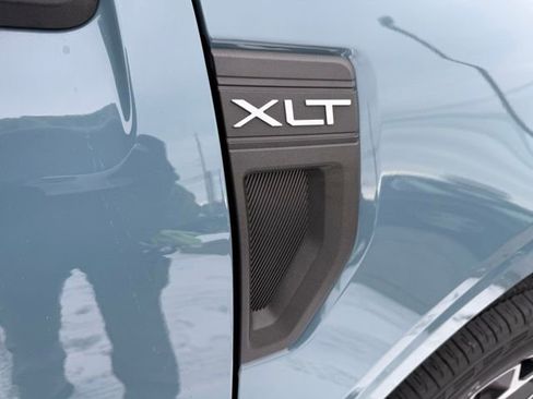 Used 2023 Ford Maverick XLT w/ Equipment Group 300A Standard image 10