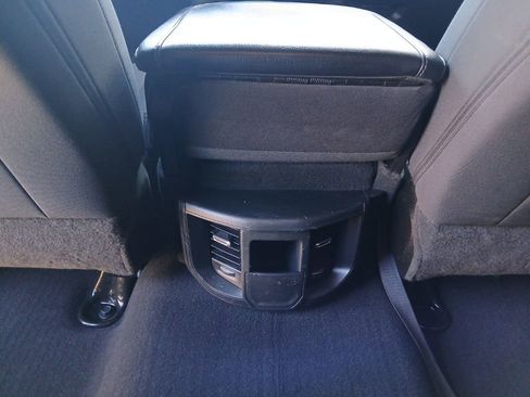 Used 2024 RAM 2500 Tradesman w/ Chrome Appearance Group image 37