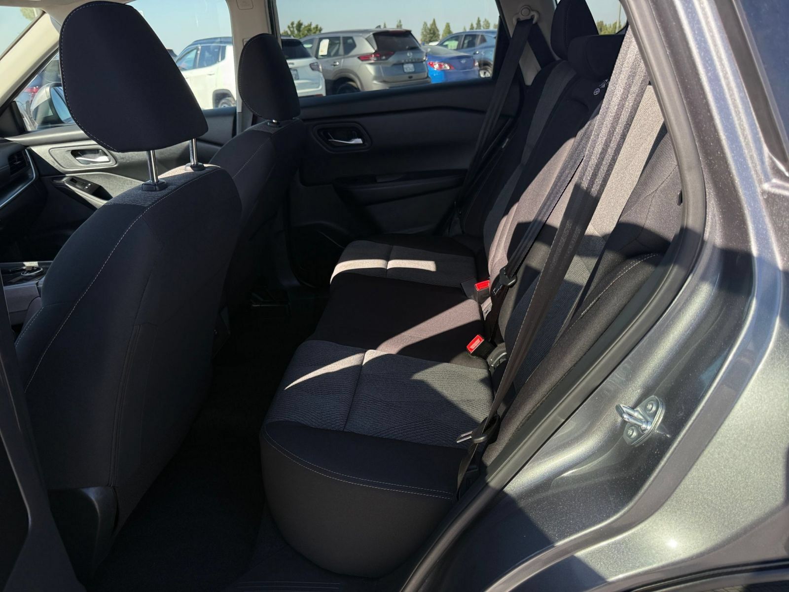 Used 2026 Nissan Rogue SV AWD/4WD image 27