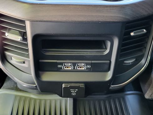 Used 2025 RAM 3500 Laramie w/ Night Edition AWD/4WD image 29