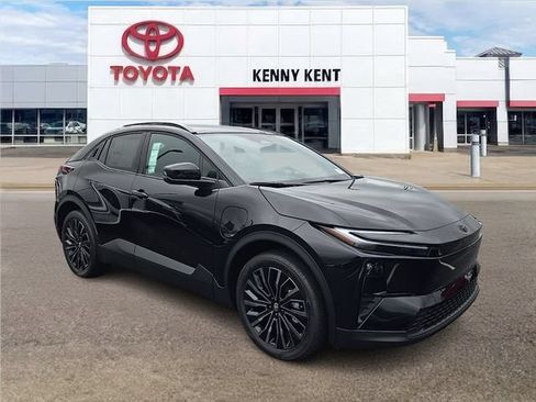 New 2026 Toyota C-HR AWD/4WD image 1