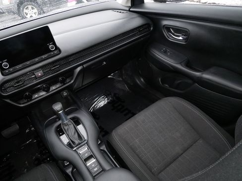 Certified 2023 Honda HR-V LX image 11