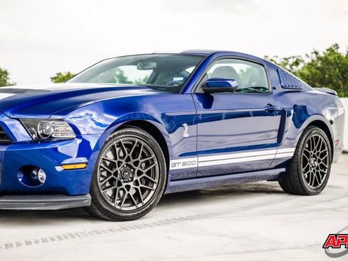 Used 2013 Ford Mustang Shelby GT500 RWD image 68
