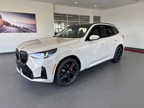 New 2026 BMW X3 xDrive30i w/ Premium Package AWD/4WD image 4