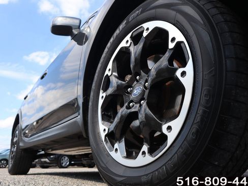 Used 2023 Subaru Crosstrek 2.0i Premium image 11