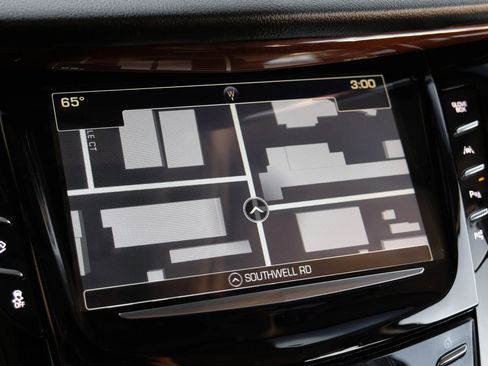 Used 2017 Cadillac Escalade Luxury image 24