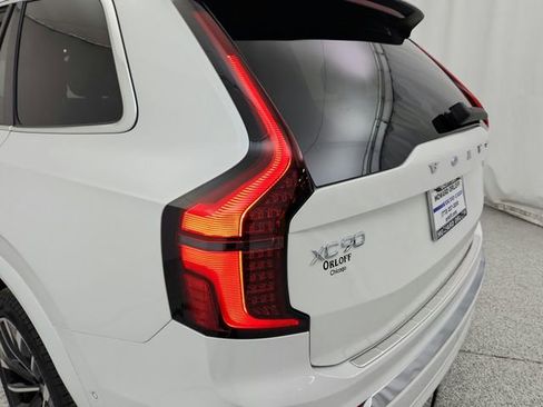 New 2026 Volvo XC90 T8 Plus image 23
