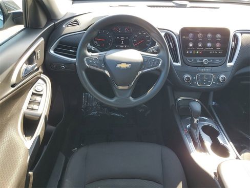 Used 2023 Chevrolet Malibu LT image 25