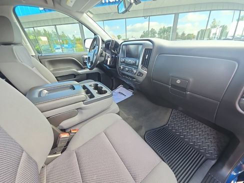 Used 2018 Chevrolet Silverado 1500 LT w/ All Star Edition AWD/4WD image 19