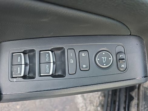 Used 2023 Honda Civic EX-L image 12