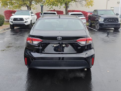 Used 2025 Toyota Corolla LE image 6