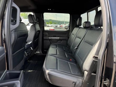 Used 2022 Ford F150 XLT w/ Equipment Group 302A High AWD/4WD image 15