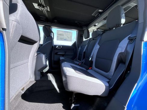 New 2026 Ford Bronco 4-Door AWD/4WD image 11