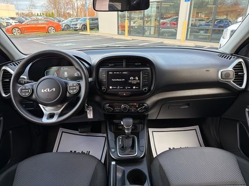 Certified 2024 Kia Soul LX w/ Option Group 015 image 23