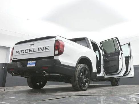New 2026 Honda Ridgeline Black Edition image 53