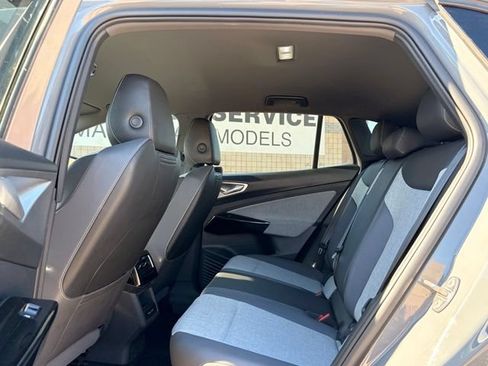 Used 2024 Volkswagen ID.4 2WD image 16