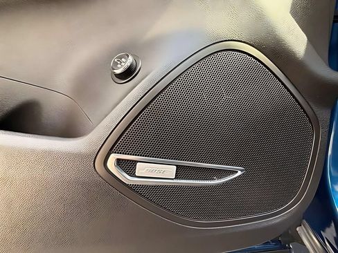 Used 2023 Buick Envision Avenir AWD/4WD image 12