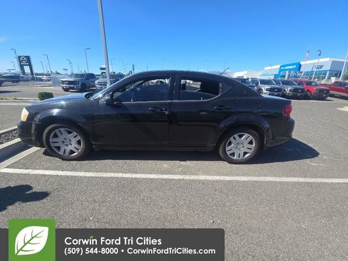 Used 2014 Dodge Avenger SE FWD image 9